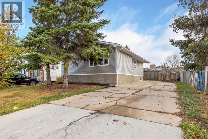 276 Cochrane Crescent, Fort McMurray, Alberta T9K1J4