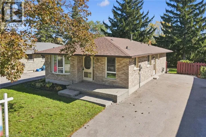 11 CALEDON Court, Cambridge, Ontario N1S3W3