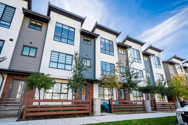 14 7177 194A STREET, Surrey, British Columbia V4N6V6