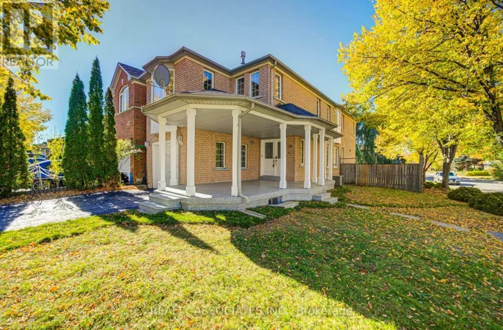 71 HIGHHILL DRIVE, Toronto (Tam O'Shanter-Sullivan), Ontario M1T1N8