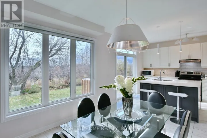 94 KIRBY AVENUE, Collingwood, Ontario L9Y4B6