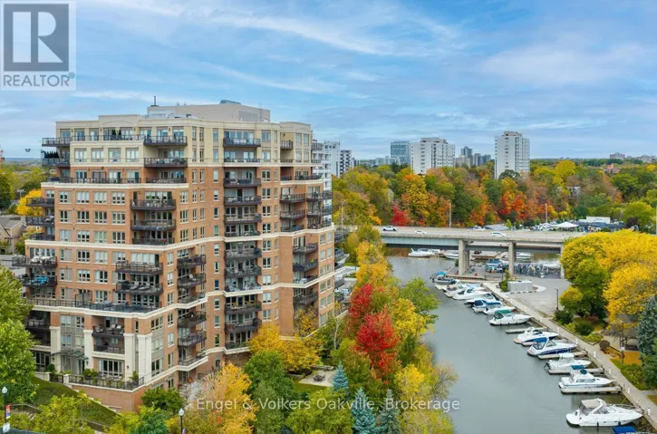 305 - 111 FORSYTHE STREET, Oakville (CO Central), Ontario L6K3J9