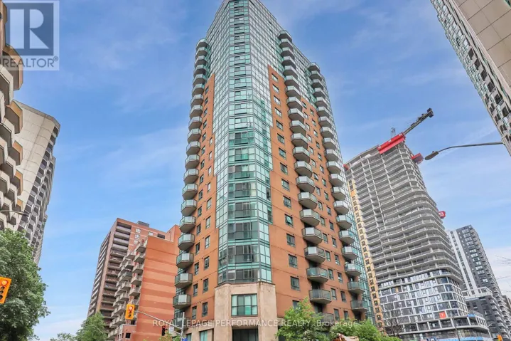1402 - 445 LAURIER AVENUE W, Ottawa, Ontario K1R5C1