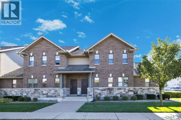 8475 WYANDOTTE Unit# 112, Windsor, Ontario N8S0A5