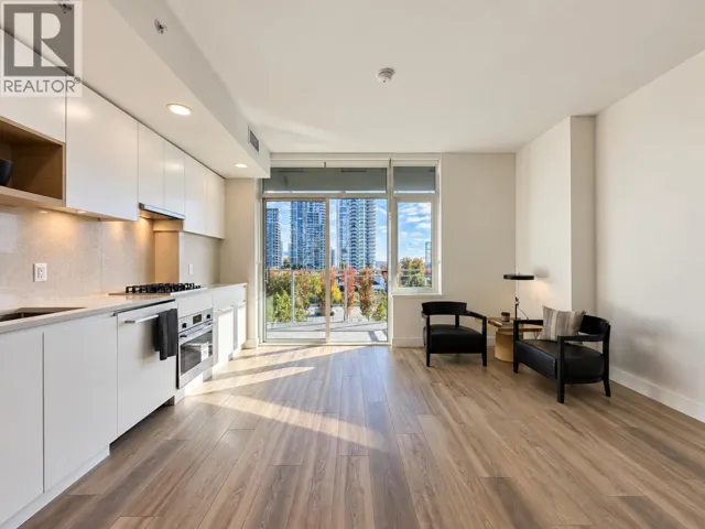 403 4433 ALASKA STREET, Burnaby, British Columbia V5C0N3