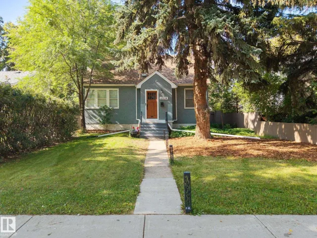 12034 104 ST NW, Edmonton, Alberta T5G2L4