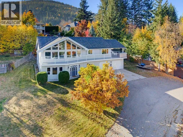 1570 16 Avenue SE, Salmon Arm, British Columbia V1E2M7