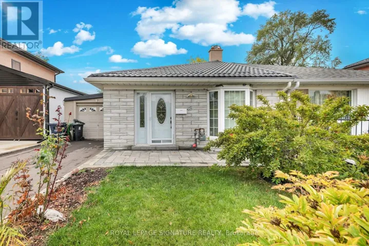 42 LIGHTWOOD DRIVE, Toronto (Thistletown-Beaumonde Heights), Ontario M9V2Z2