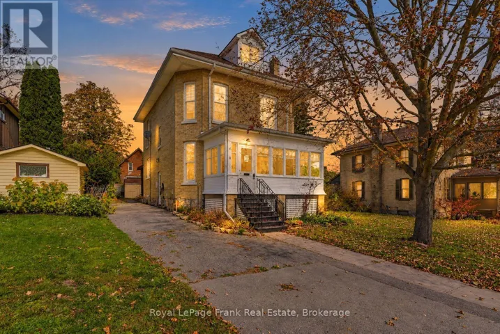 16 FRANCIS STREET, Kawartha Lakes (Lindsay), Ontario K9V3R6