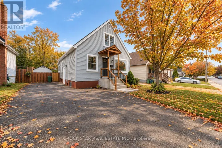 294 EAST 28TH STREET, Hamilton (Burkholme), Ontario L8V3J3