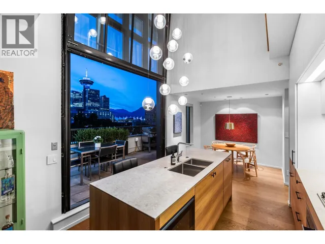 PH701 531 BEATTY STREET, Vancouver, British Columbia V6B0C5