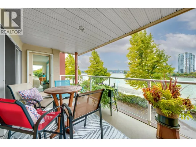 306 1230 QUAYSIDE DRIVE, New Westminster, British Columbia V3M6H1