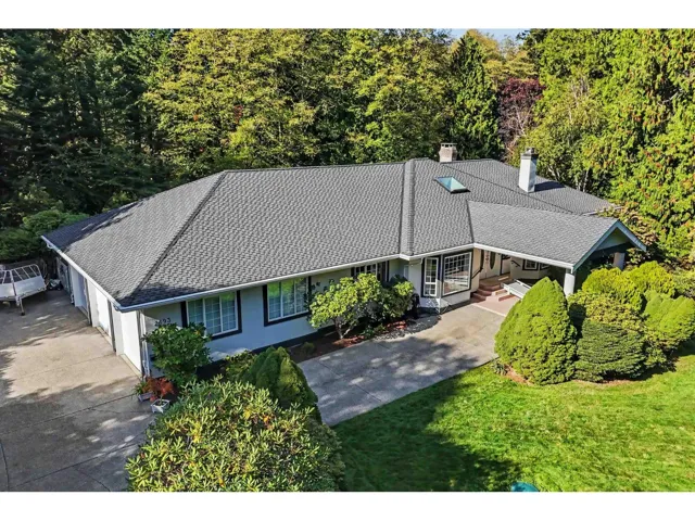 2693 133 STREET, Surrey, British Columbia V4P1X9