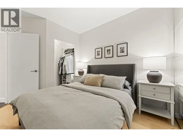 808 1177 HORNBY STREET, Vancouver, British Columbia V6Z2E9