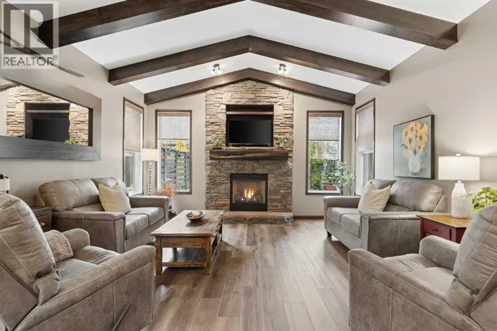 32 Cranarch Bay SE, Calgary, Alberta T3M0W6