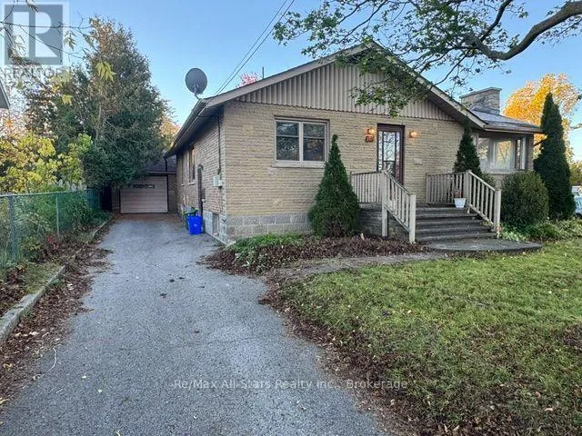101 COLBORNE STREET W, Kawartha Lakes (Lindsay), Ontario K9V3T4
