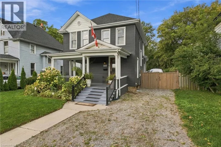 4895 CRYSLER Avenue, Niagara Falls, Ontario L2E3W5