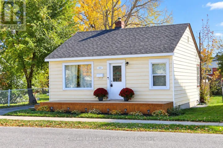 231 WOODBINE AVENUE, Peterborough (Ashburnham Ward 4), Ontario K9H1N8