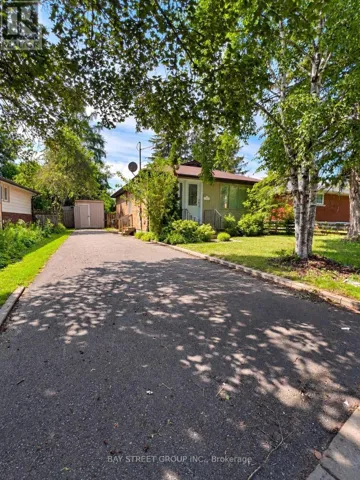 65 DUNNING AVENUE, Aurora (Aurora Village), Ontario L4G1A4