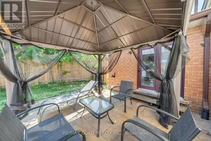 7651 SWAN STREET, Niagara Falls (Ascot), Ontario L2H2R1