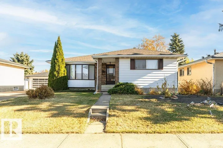 3515 73 ST NW, Edmonton, Alberta T6K0M2