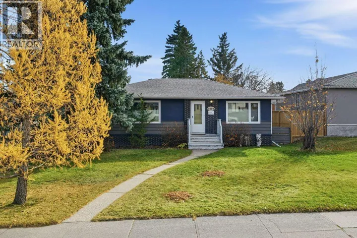 3239 Kenmare Crescent SW, Calgary, Alberta T3E4R4