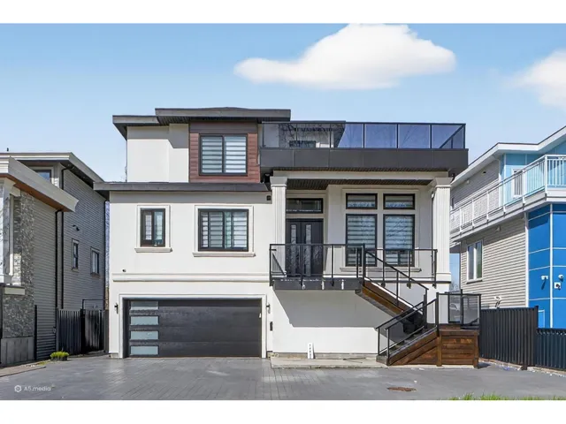 12927 115A AVENUE, Surrey, British Columbia V3R2R3