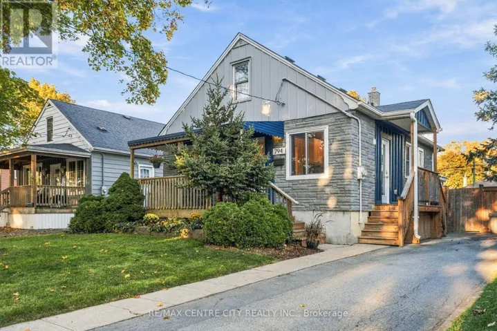 794 STRAND STREET, London East (East G), Ontario N5Y1T3