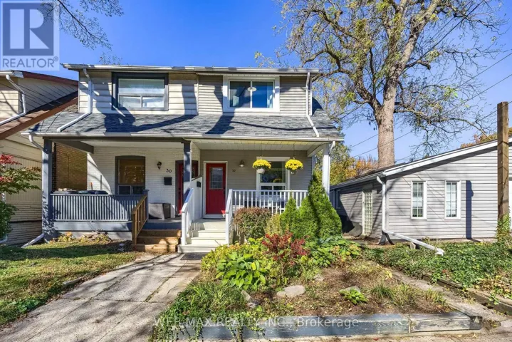 32 ALDERGROVE AVENUE, Toronto (Woodbine Corridor), Ontario M4C1B2