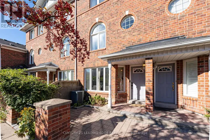 36 - 18 CLARK AVENUE, Vaughan (Crestwood-Springfarm-Yorkhill), Ontario L4J8H1