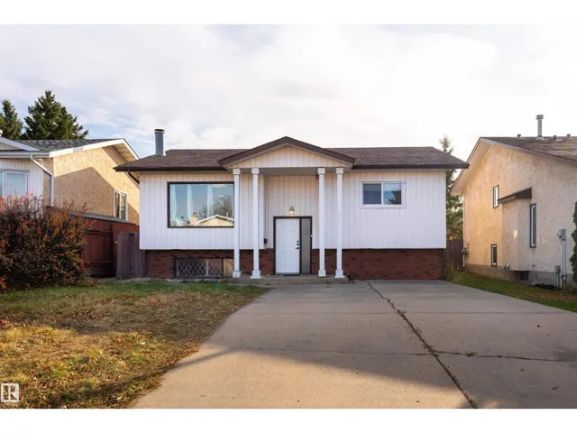 4535 30 AV NW, Edmonton, Alberta T6L4S6