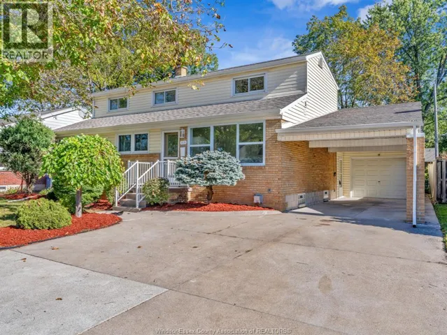 3518 WOODLAND AVENUE, Windsor, Ontario N9E1Z8