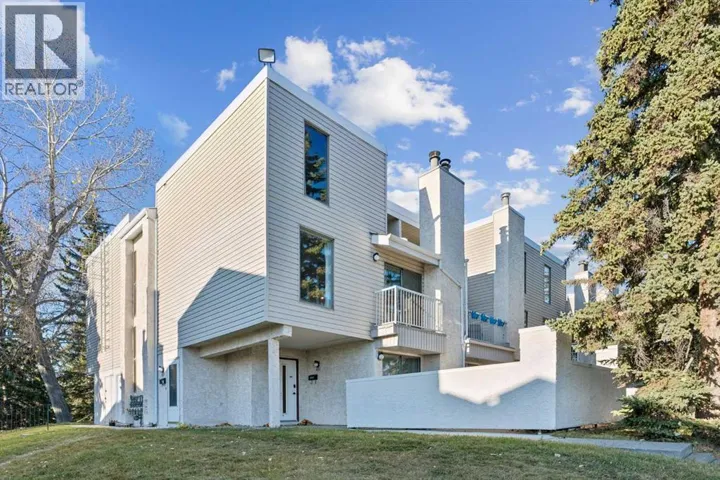 401, 3500 Varsity Drive NW, Calgary, Alberta T2L1Z5