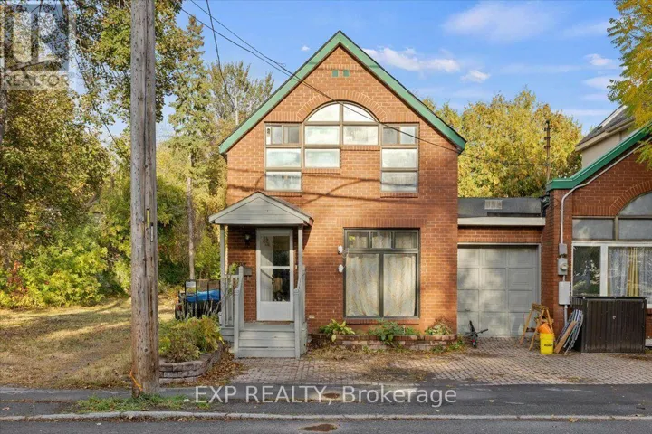 445 HILSON AVENUE, Ottawa, Ontario K1Z6C2
