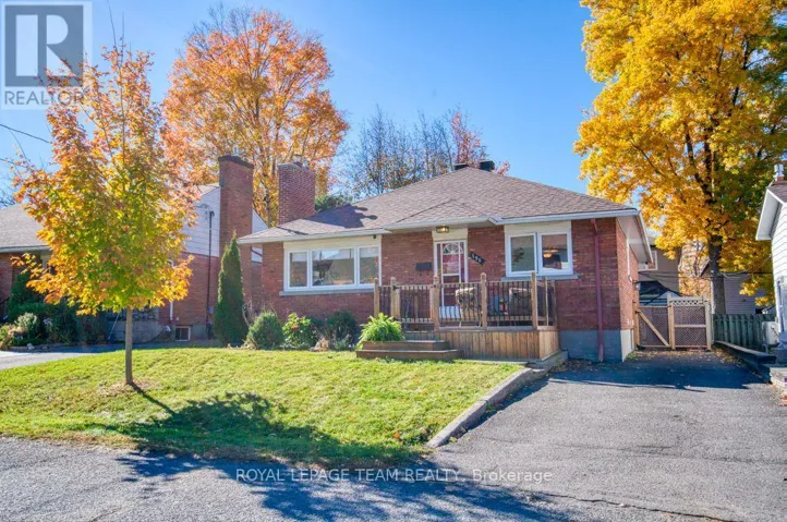 196 ALLISON AVENUE, Ottawa, Ontario K2B5B9