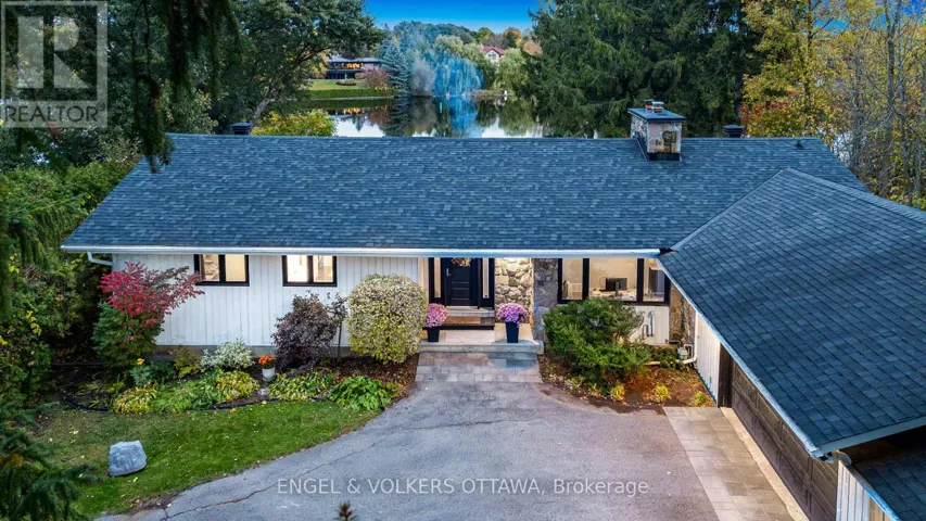1073 ISLAND VIEW DRIVE, Ottawa, Ontario K4M1J8