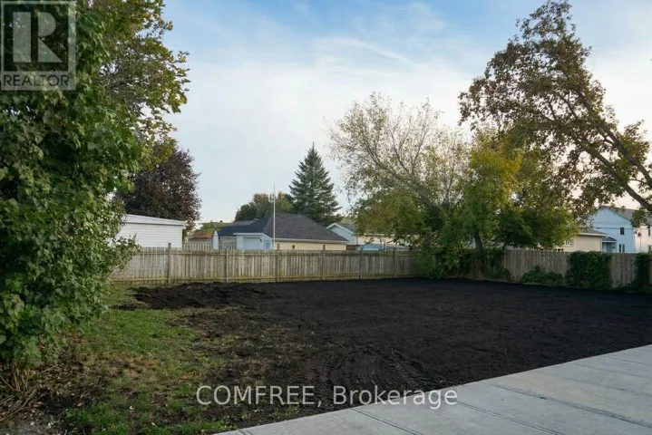 1416 CUMBERLAND STREET, Cornwall, Ontario K6J4K7