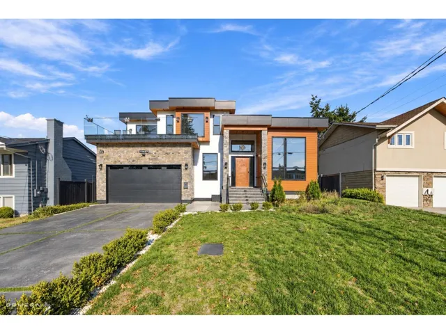 11427 85A AVENUE, Delta, British Columbia V4C2V4