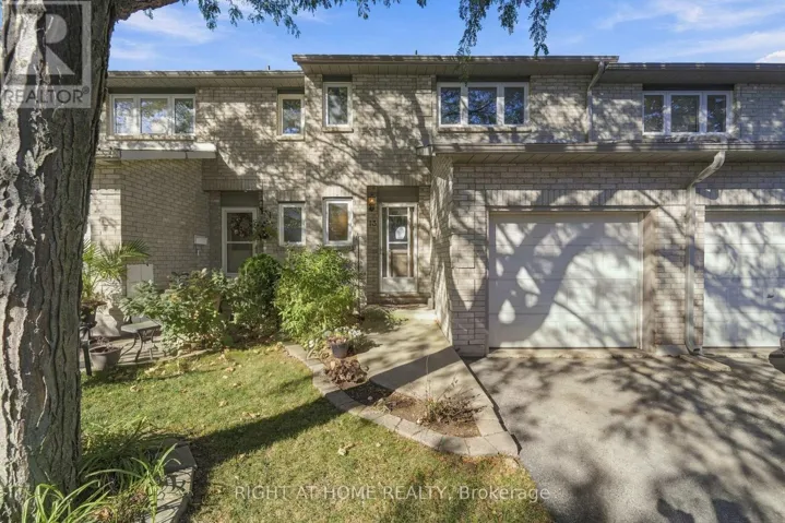 13 - 591 EIGHTH E, Hamilton (Stoney Creek), Ontario L8J2X4