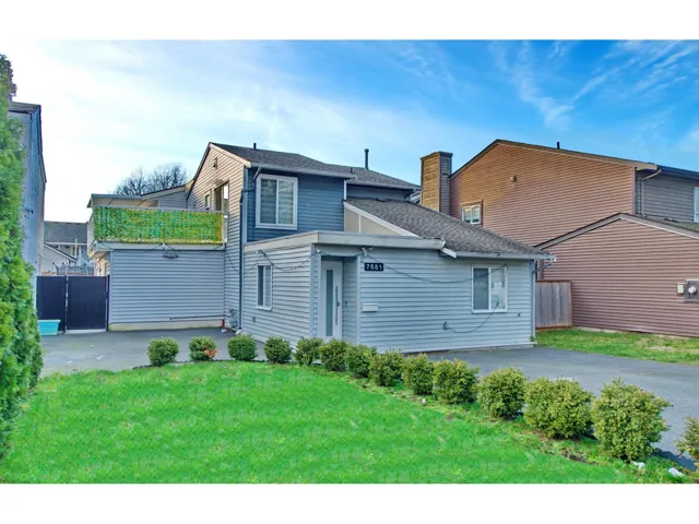 7681 125 STREET, Surrey, British Columbia V3W7W2