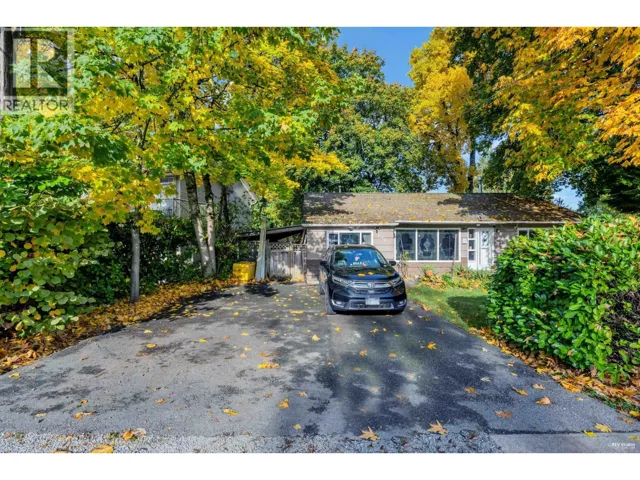 735 LEA AVENUE, Coquitlam, British Columbia V3J4H4