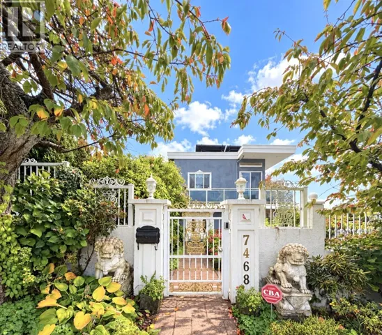 7468 CURTIS STREET, Burnaby, British Columbia V5A1K5