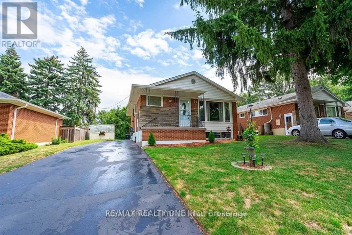17 CARWYN CRESCENT, Hamilton (Ainslie Wood), Ontario L8S3H3