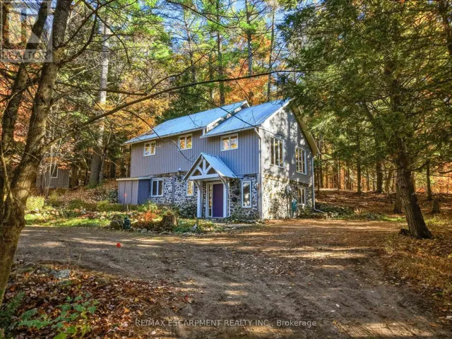 55 MARY LAKE CRESCENT, Huntsville (Stephenson), Ontario P0B1L0