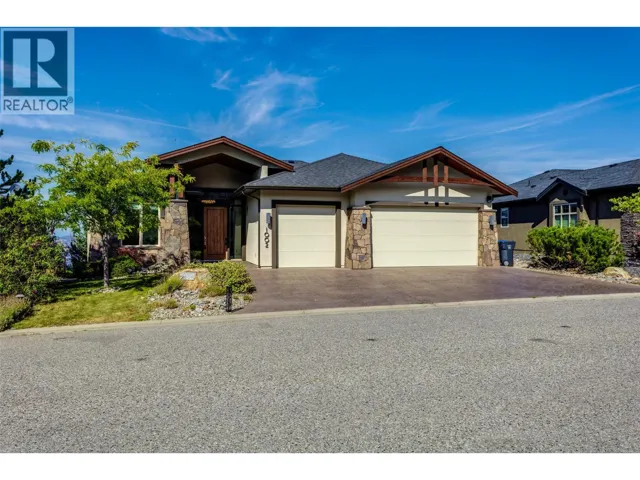 1002 Hewetson Avenue, Kelowna, British Columbia V1W5H8