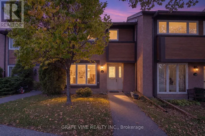 34 - 181 HUNTRIDGE PRIVATE, Ottawa, Ontario K1V9J3