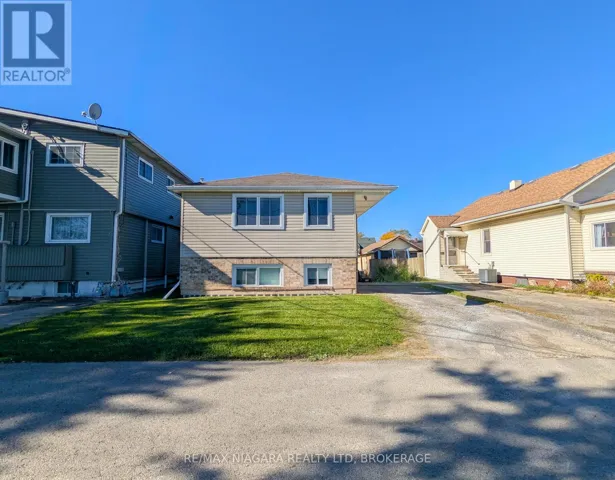 3 KLINES AVENUE, Welland (Broadway), Ontario L3C1Z7