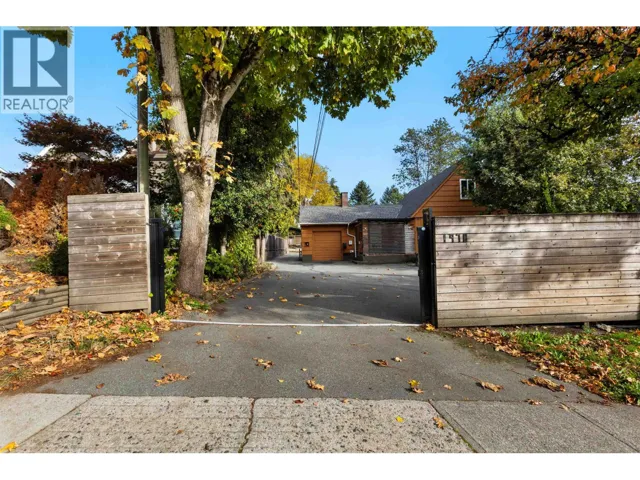 1970 SPERLING AVENUE, Burnaby, British Columbia V5B4K5