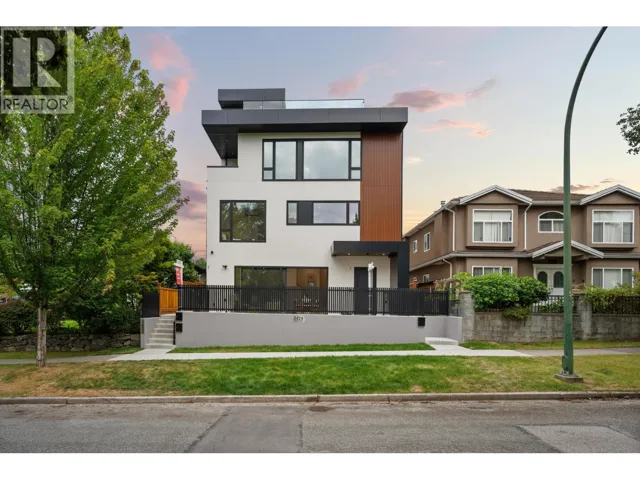 1 3428 MONS DRIVE, Vancouver, British Columbia V5M3B6