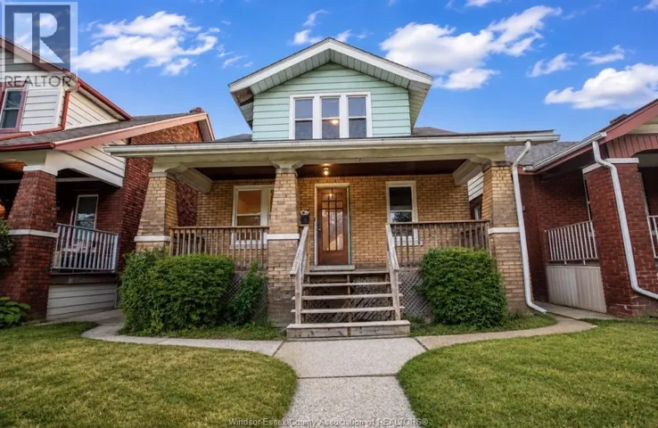 521 Rankin, Windsor, Ontario N9B2R6